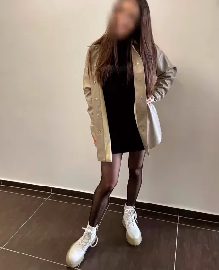 Alessandra, 32 anni