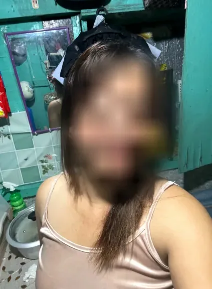 Manuela, 32 anni