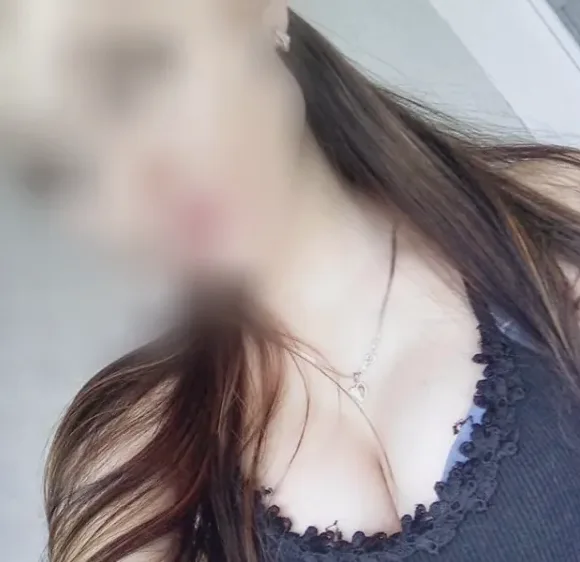 Manuela, 26 anni
